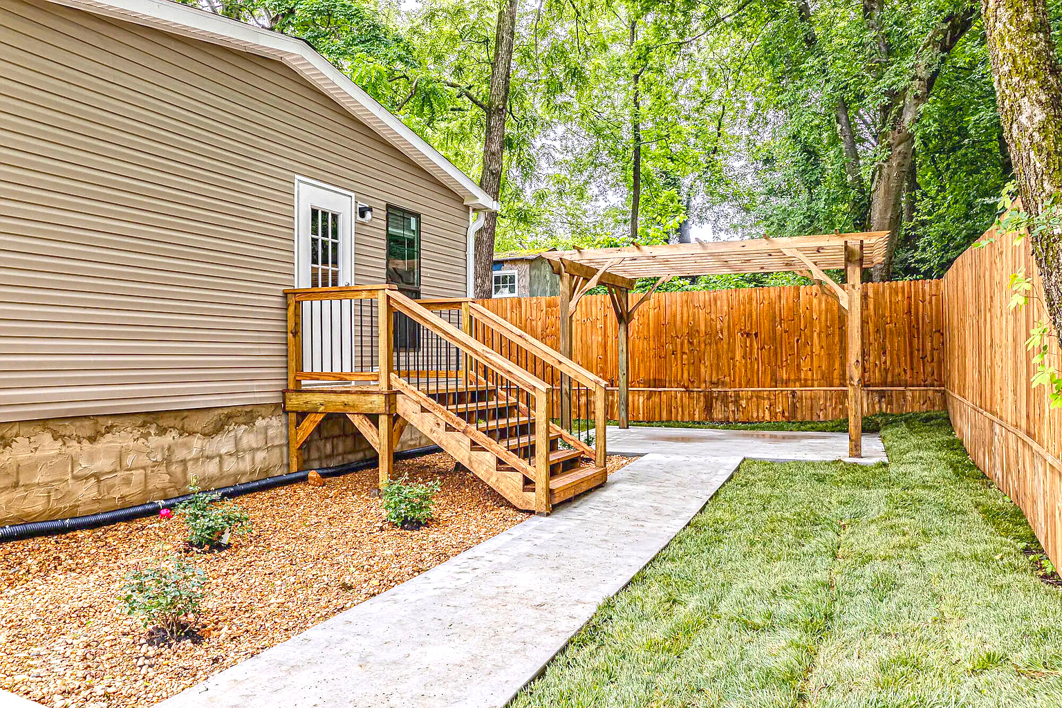 Mobile-Home-Patio Design